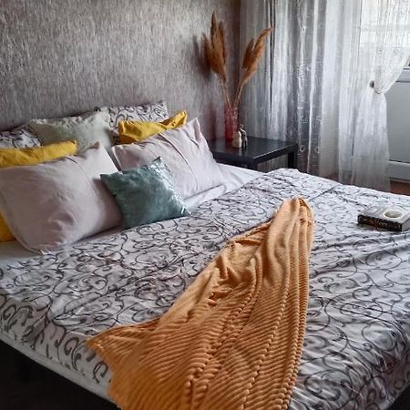 Трехкомнатные Апартаменты В 15 Микрорайоне С Видом На Каспийское Море И Возле Моря Aktau  Ngoại thất bức ảnh